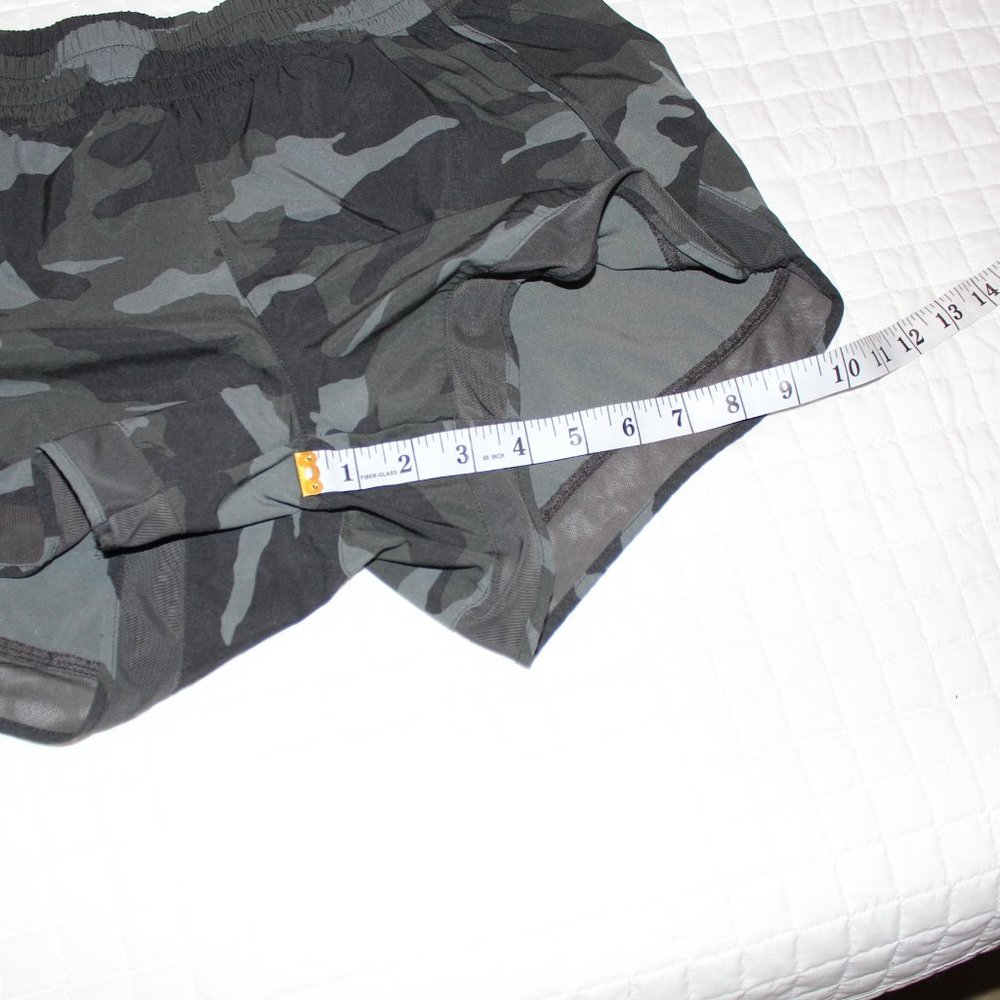 Athleta Green and Gray Camo Athletic Shorts - Picture 6 of 9
